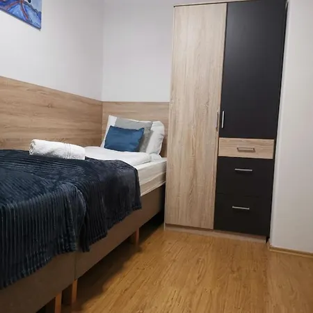 Stefan / Ferien * إيسينيرزير