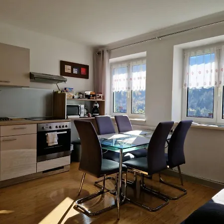 Stefan / Ferien شقة