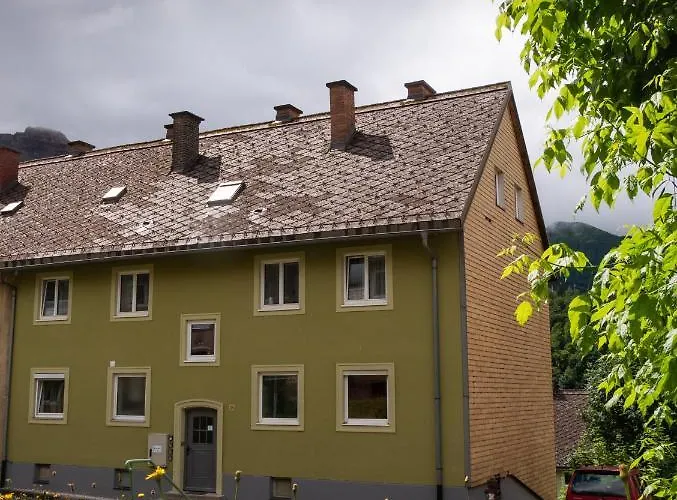 Stefan / Ferien Appartement *